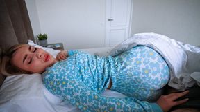 Stepmom's Creampie Surprise