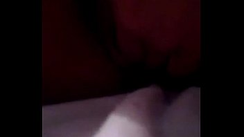 Mexicana dese&aacute_ndose su tierna vagina, muy mojada
