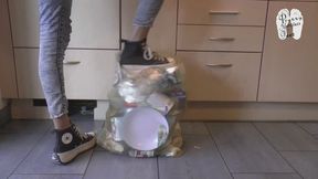 Trash bag crushing 79