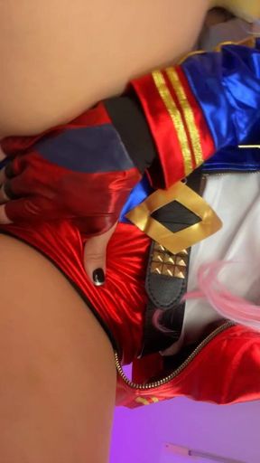 How Loves Harley Quinn?