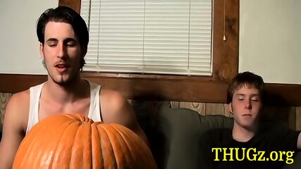 Solo guy self pleasures