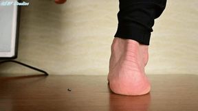 Asian GILF quick MATURE GIANTESS CRUSH! Pt 2 - MOV