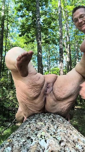 Spread Wide Open Pussy Licking She&#039;s a Hopeing Here&#039;s Comes a Stranger Is His Tounge in Danger