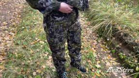 milf sat down to pee in nature