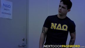 Evan Knox devours the dong of Kyle in a frat party before getting a rim job