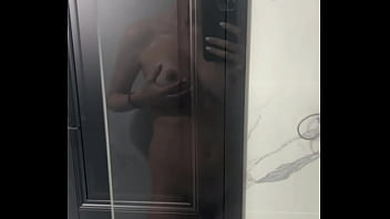 Let&rsquo_s take a shower together