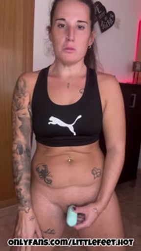 MASTURBATING😈 Till I Cum💦 While I Smoke