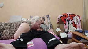 Unexpected Deep Blowjob From Stepmom with Cum in Mouth and Swallowing