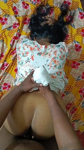 Round mallu ass aunty fucked in bf