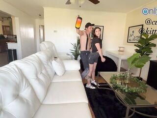 Stripper comes to the wrong abode so I pretend like I hired him????