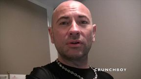 leo baise par un beau blond actif