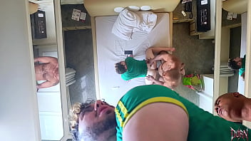 Branquinho foi turistar pelo Rio de Janeiro e sentou na rola monstra do h&eacute_tero