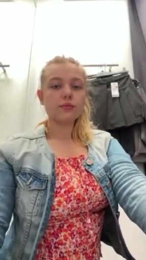 Crazy fucking in the changing room   Clip 1