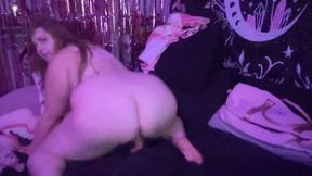 Ariel Emerald Private Show