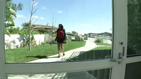 Big-Titted Beauty Takes It Deepthroat