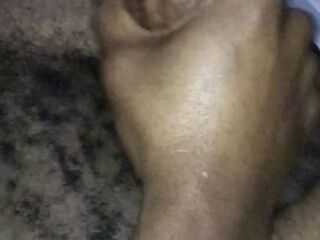 willing to trickle cum for u to clean up - @blvdjodi