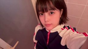 【1人えっち】おかあ◯んがリビングにいる間にお風呂でオナニーしてイキまくりました…