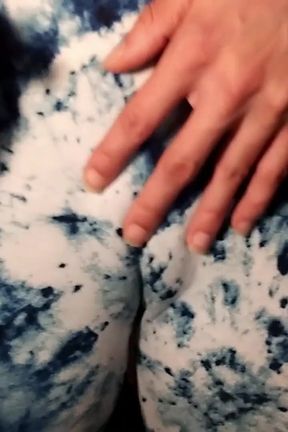 A goddess' cameltoe