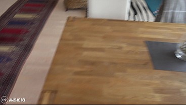 Ungeplanter Besuch vom Vermieter mit XL-Schwanz endet mit Creampie! Amelie Lei, blond, deutsch, blasen