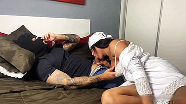 SEXO COM TRANS ENFIANDO ELE GEMENDO