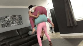 3 Girl Lift & Carry Size Comparison Fun With Gia Love, Paris Love, & Sativa Feti (SD 720p WMV)