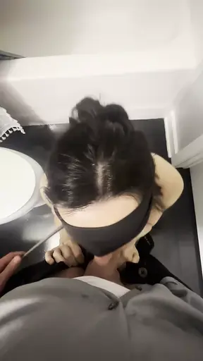 Sneaky amateur wife swallows cum in deepthroat at dinner party