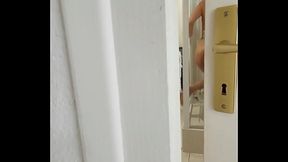 &laquo_ Mon STEP BRO me traque &ccedil_a se termine en douche de sperme&raquo_ Ici tu as la ...