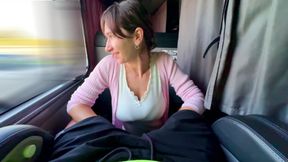 Spontaneous Bus Blowjob - Random Guy Got Lucky