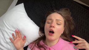 STEPSISTER SHOWED HER ANAL