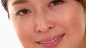 Sexy Japanese aunty gets banged by young stud'steamy affair