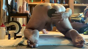 Amateur American Bear Anal Riding: Big Dildos & Plugs!