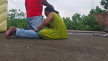 Chhat Pe Devar Bhabhi Ki Chhupi Mulaqat &ndash_ Saans Ruki, Raat Chali!&quot_