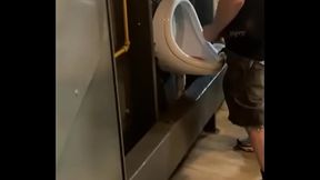 Amateur guy caught in public urinal (he can'_t pee so he prefers to jerk off)