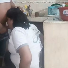 Maid fucking and sucking when she washes dirty dishes