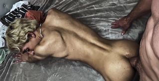 Exotic dude with dyed hair getting gaped after a BJ