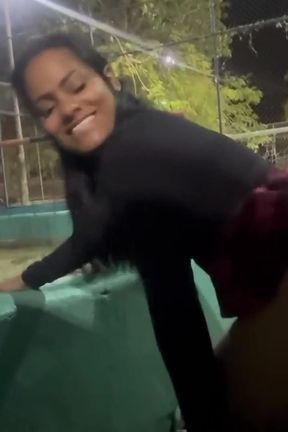 Preta Left Home at Night, I Went After Her, I Found Her in the Park, She Was so Horny That We Decided to Have Sex Right There.