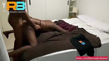 brazillian bull Realizador Baiano, Festinha liberal no apartamento do RB com varias gatinhas acaba com uma foda deliciosa, morena infinity gozando sendo fodida e gozando no pau do comedor , Party amat