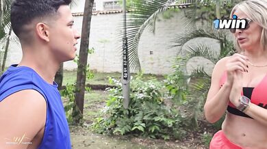 My friend's MILF sucks me off and lets me fill her pussy with cum - Monique Fuentes