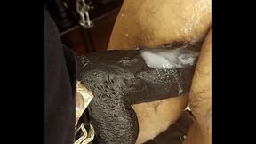 Черный страпон в сперме