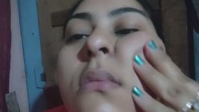 Rostro en fetiche: masajes, apretones, movimientos lentos solo para ti.