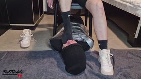 First foot gagging with black nike socks by supermodel Liza Lawrence