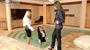 Hot Lesbian Threesome Porn - Mea Melone