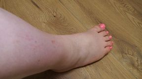 #5 BBW foot with pink pedicure (no talking)