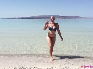 Outdoor Beach BJ : Cum on Bazookas
