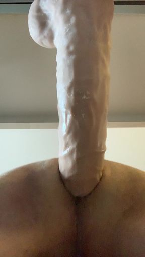 Dildo Goes Crazy in My Ass