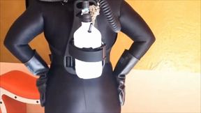 Rebreather Set: Gas Mask Freedom, Bubble Bottle & Mobile Breath Play (11 Min MOV HD)