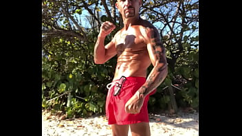 MAXXX LOADZ THE BEACH BODY PORNSTAR