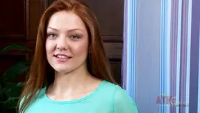 Solo amateur redhead Farrah Flower rides her Hitachi to get her pussy soaked