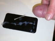 Auf mein iPhone spritzen mit Zeitlupe großer Cumshot Kameraperspektive