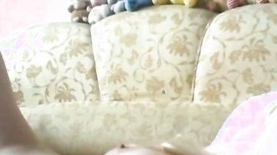 Russian milf Masaj entertains herself